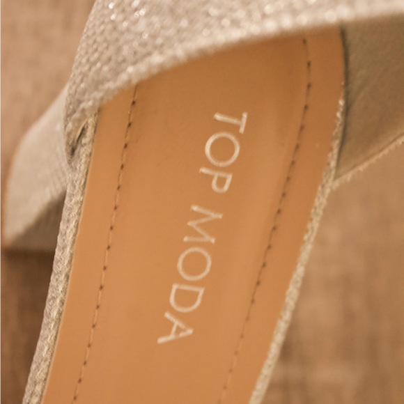 Top Moda Sparkly Silver heels - Picture 3 of 3